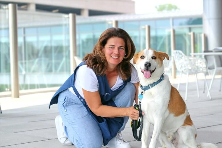 volunteer tina
