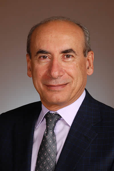 Angelo  Mallozzi